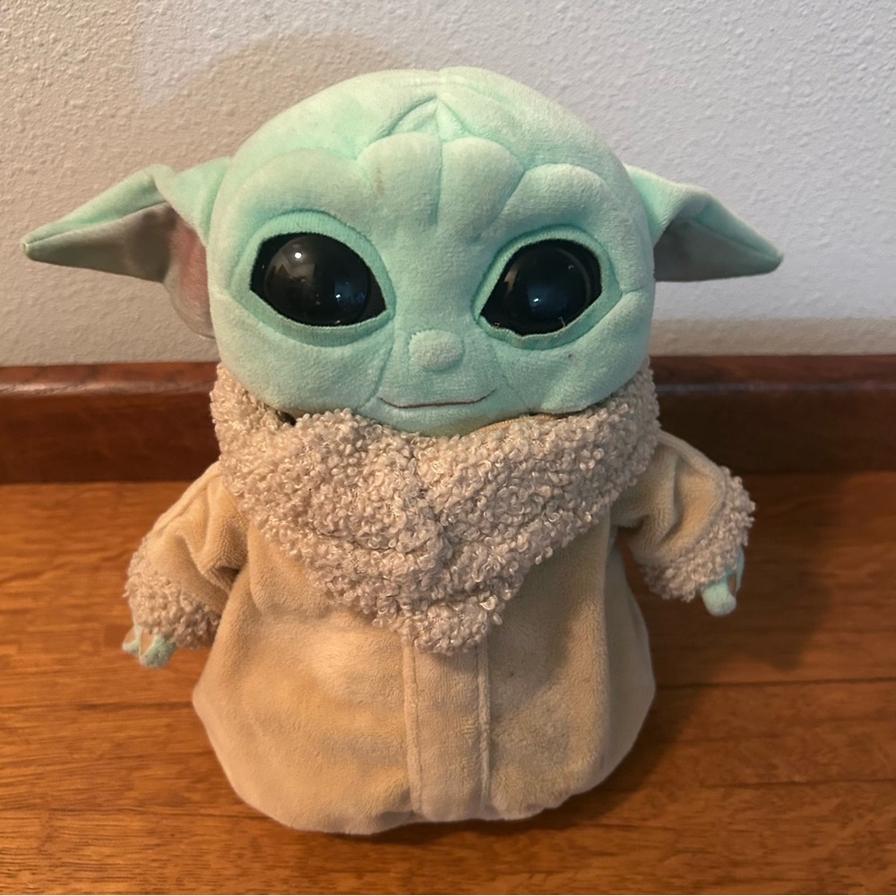 Star Wars Grogu Plush Toy - Green and Tan